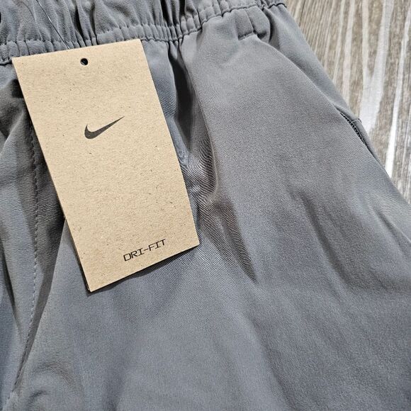 Nike Dri-FIT Unlimited Tapered Leg Versatile Training Pants Men's S FB7548-084 - Picture 4 of 14